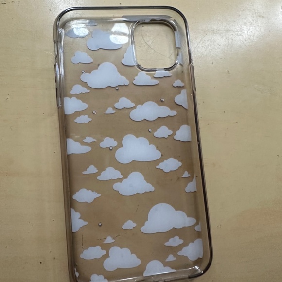 iPhone 11 case - Picture 2 of 2